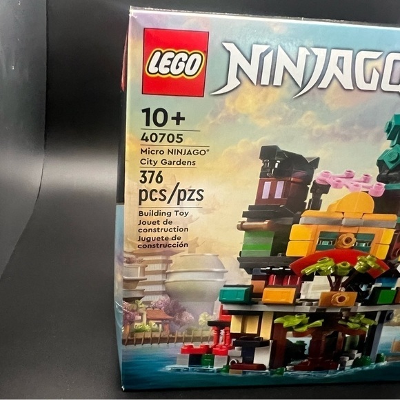 Retired LEGO Micro NINJAGO City Gardens 40705 – VIP Exclusive – New Sealed - Picture 2 of 7